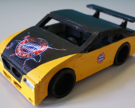 Rennauto